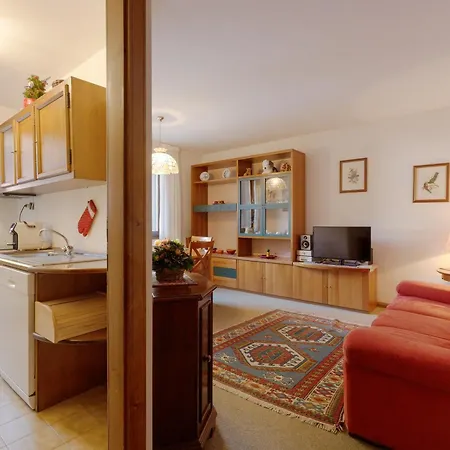 A Campiglio Sulle Piste Da Sci Apartment *
